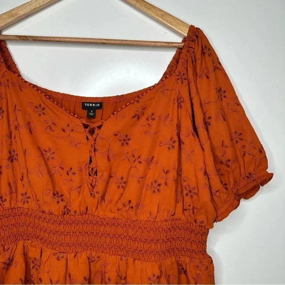 Torrid Orange Floral Peplum Top - Picture 4 of 9
